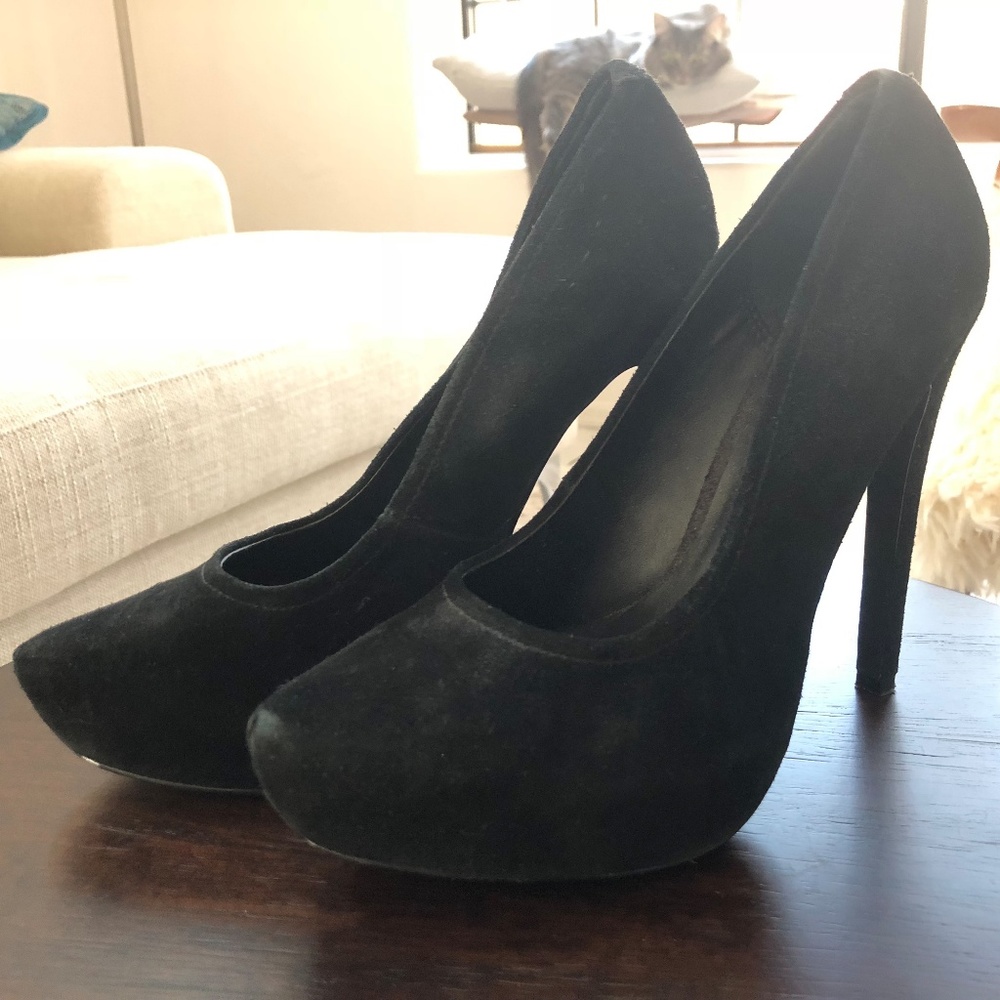 Kelsi Dagger Brooklyn Brette Pump
